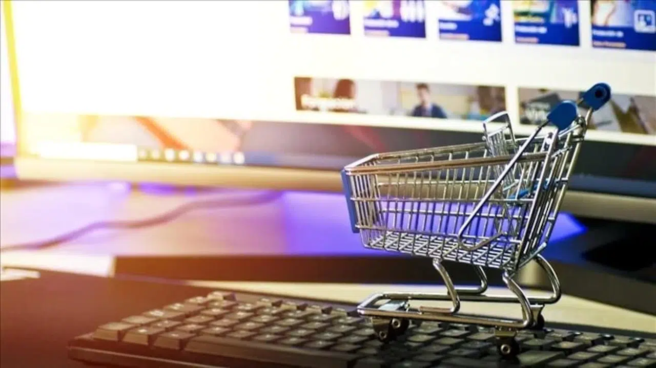 Bayram Alışverişi E-Ticareti Canlandırdı