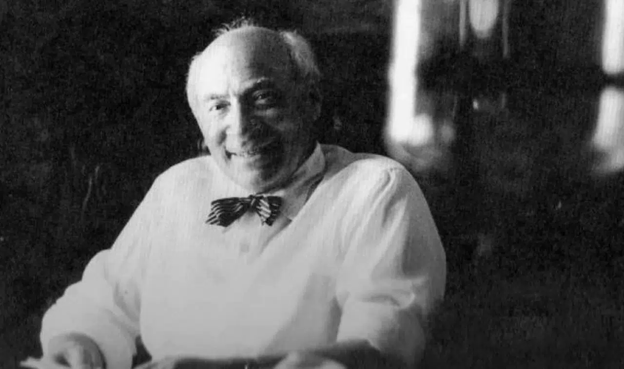 Türk Tiyatrosunun Efsane İsimlerinden: Muhsin Ertuğrul