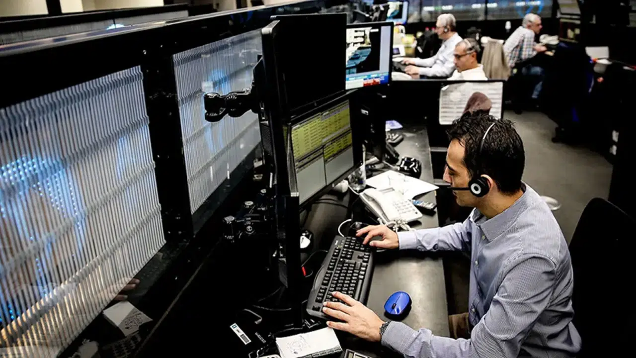Borsa İlk Yarıda Düşüş Gösterdi