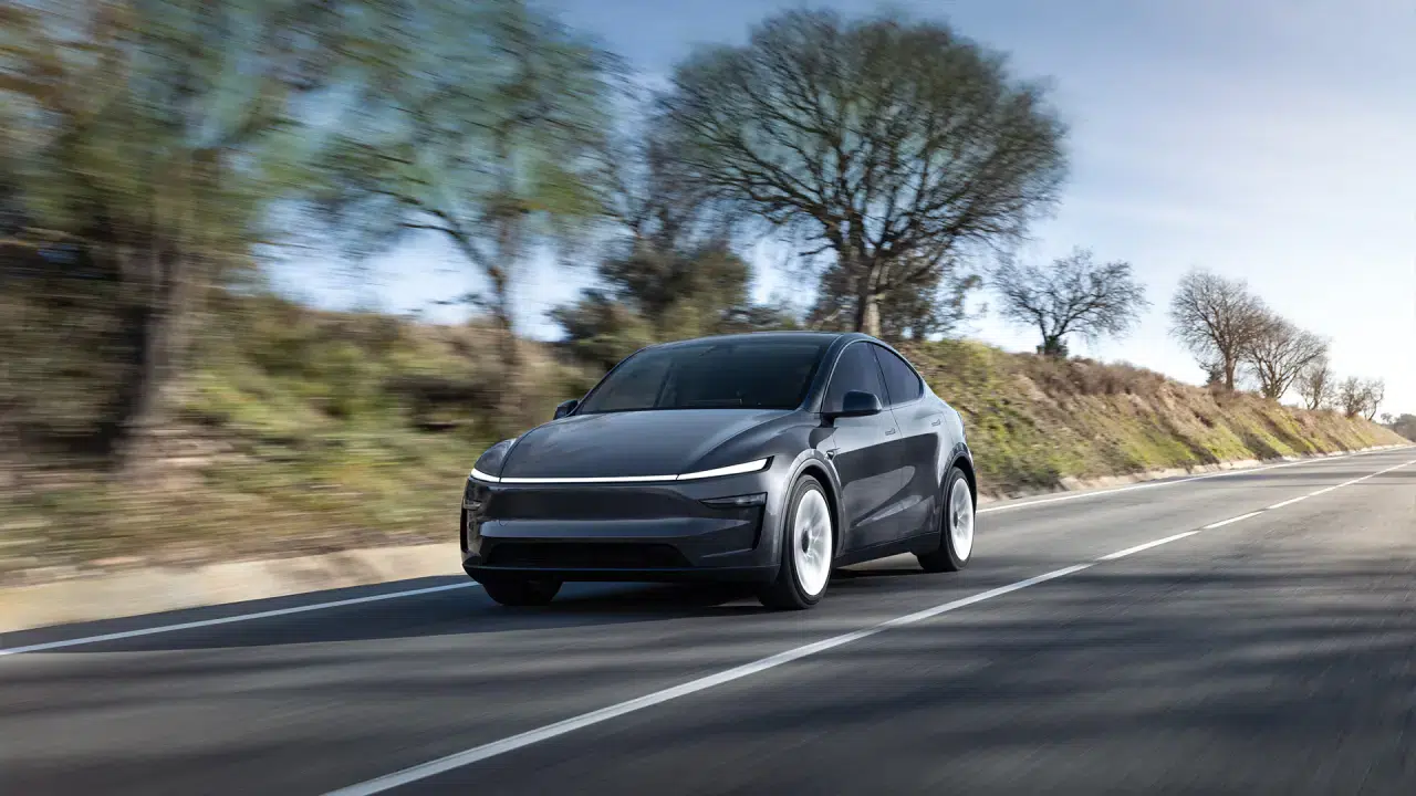Elon Musk'tan Tesla Hisselerinde 1 Milyar Dolar