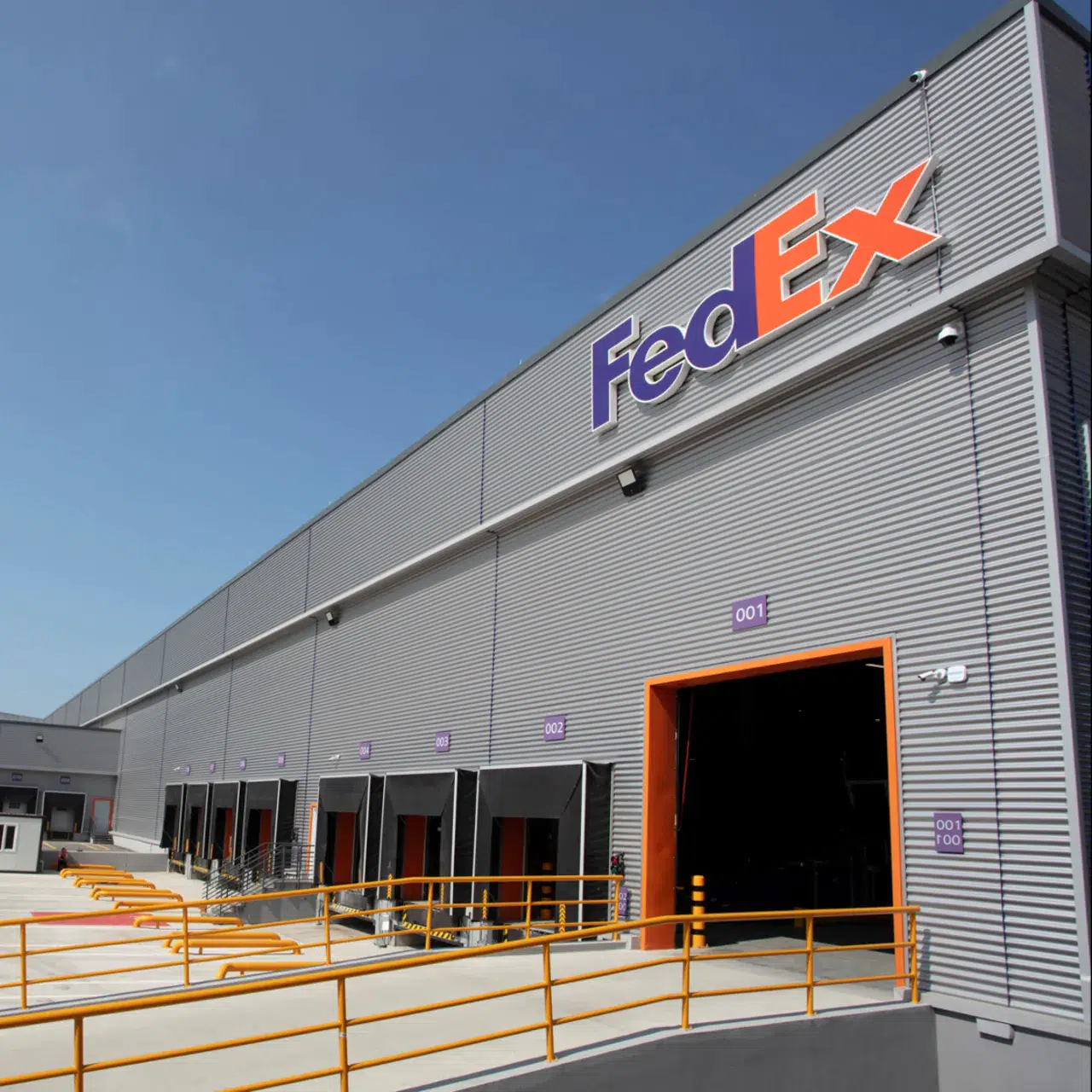 FedEx Yeni Tesisi ile Lojistik Hizmetlerini Genişletti