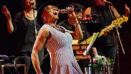 Cazın Efsane İsmi Dee Dee Bridgewater Türkiye’ye Geliyor