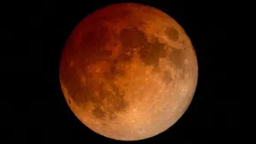 Kanlı Ay Tutulması Geri Sayımda: İzleme Noktaları ve Zamanı Belirlendi!