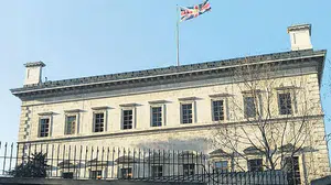 Öğrenciler İngiltere Vizesi Alımında Zorluklarla Yüzleşiyor