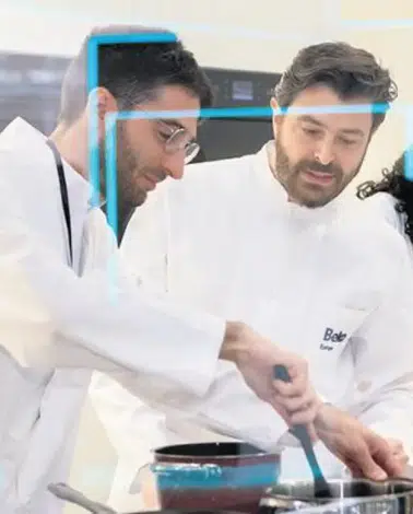 Yapay Zeka Artık Mutfaklarda: Yemek Tariflerine Teknolojik Dokunuş!