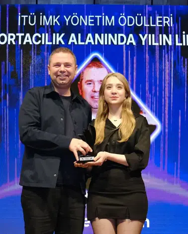 Z. Mehmet Tuğtan'a Sigortacılıkta Yılın En İyi Lideri Ödülü