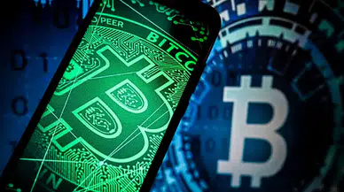 Kripto Para Piyasalarında Şok: Bitcoin 7 Bin Dolar Değer Kaybetti