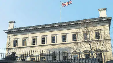 Öğrenciler İngiltere Vizesi Alımında Zorluklarla Yüzleşiyor