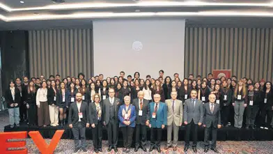TEV, Başarılı Genç Yeteneklere Burs Desteği Sunuyor