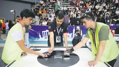 Antalya’da Robot Teknolojileri Yarışması Yapılıyor