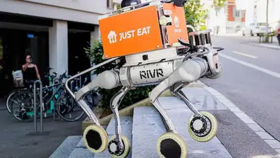 Amazon Merdiven Çıkabilen Teslimat Robotunu Bünyesine Katıyor