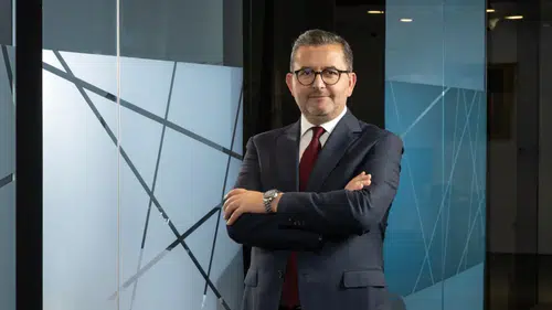 "BES, Tüm Yaş Grupları için Tasarruf ve Güvence Fırsatları Sunuyor"