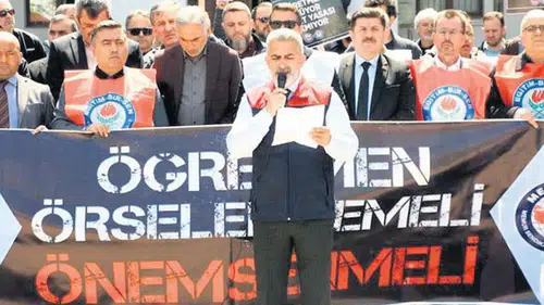 Eğitimde Kriz: Öğretmenler Grevde