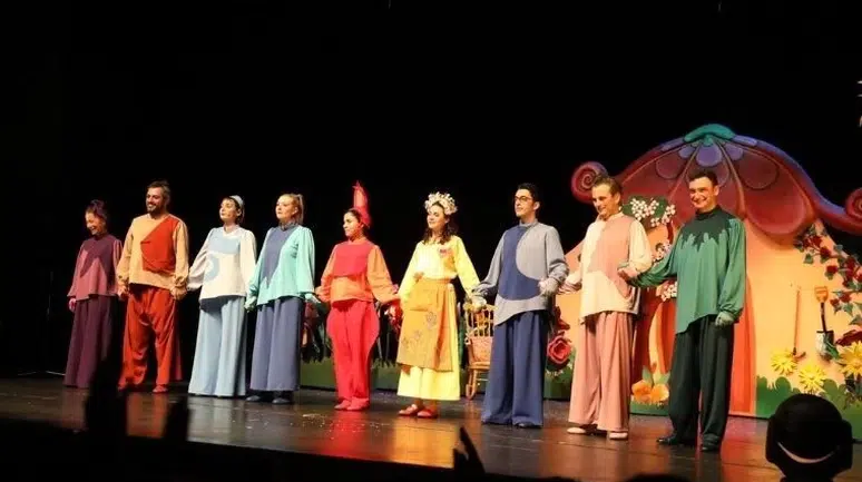 Nazım Hikmet’in Çocuk Masalı Tiyatro Sahnesinde Hayat Buldu