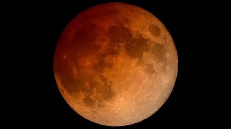 Kanlı Ay Tutulması Geri Sayımda: İzleme Noktaları ve Zamanı Belirlendi!