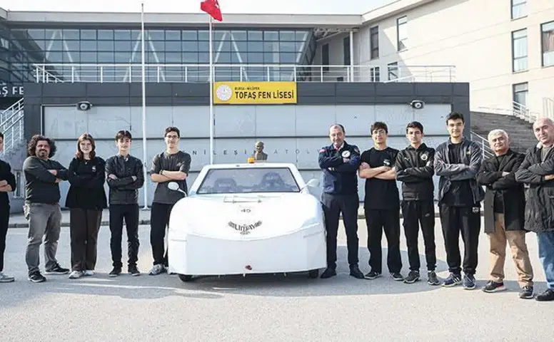 Lise Öğrencileri TEKNOFEST'te Zafer Peşinde