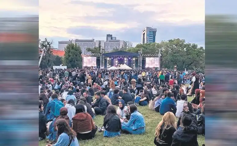 Üniversiteler Şenliklerle Renkleniyor Yeni Sezon Heyecanı